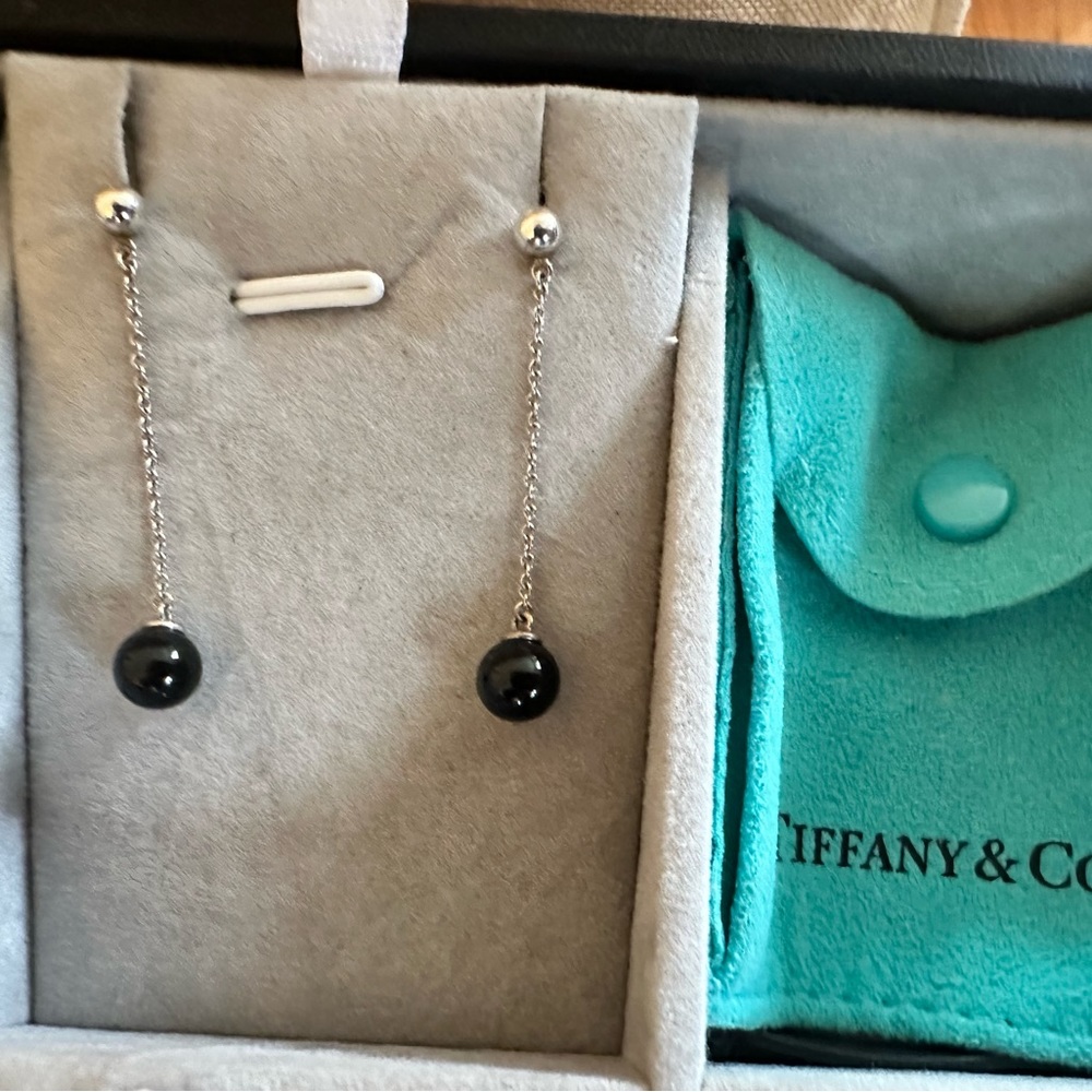 Tiffany co onyx drop earrings silver
